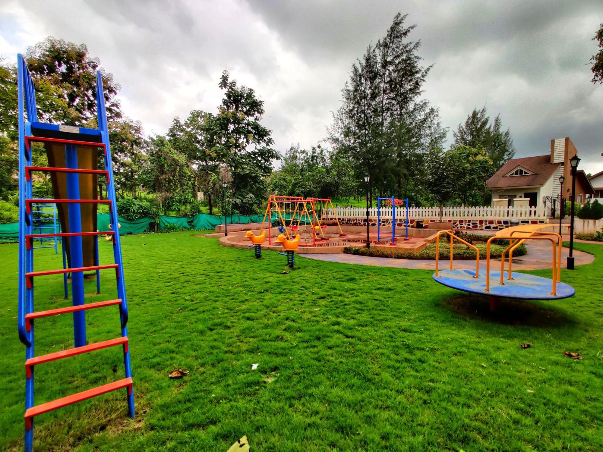 Pushpam Sanskruti Resort Karjat - A Pure Veg Resort Dhamni 외부 사진