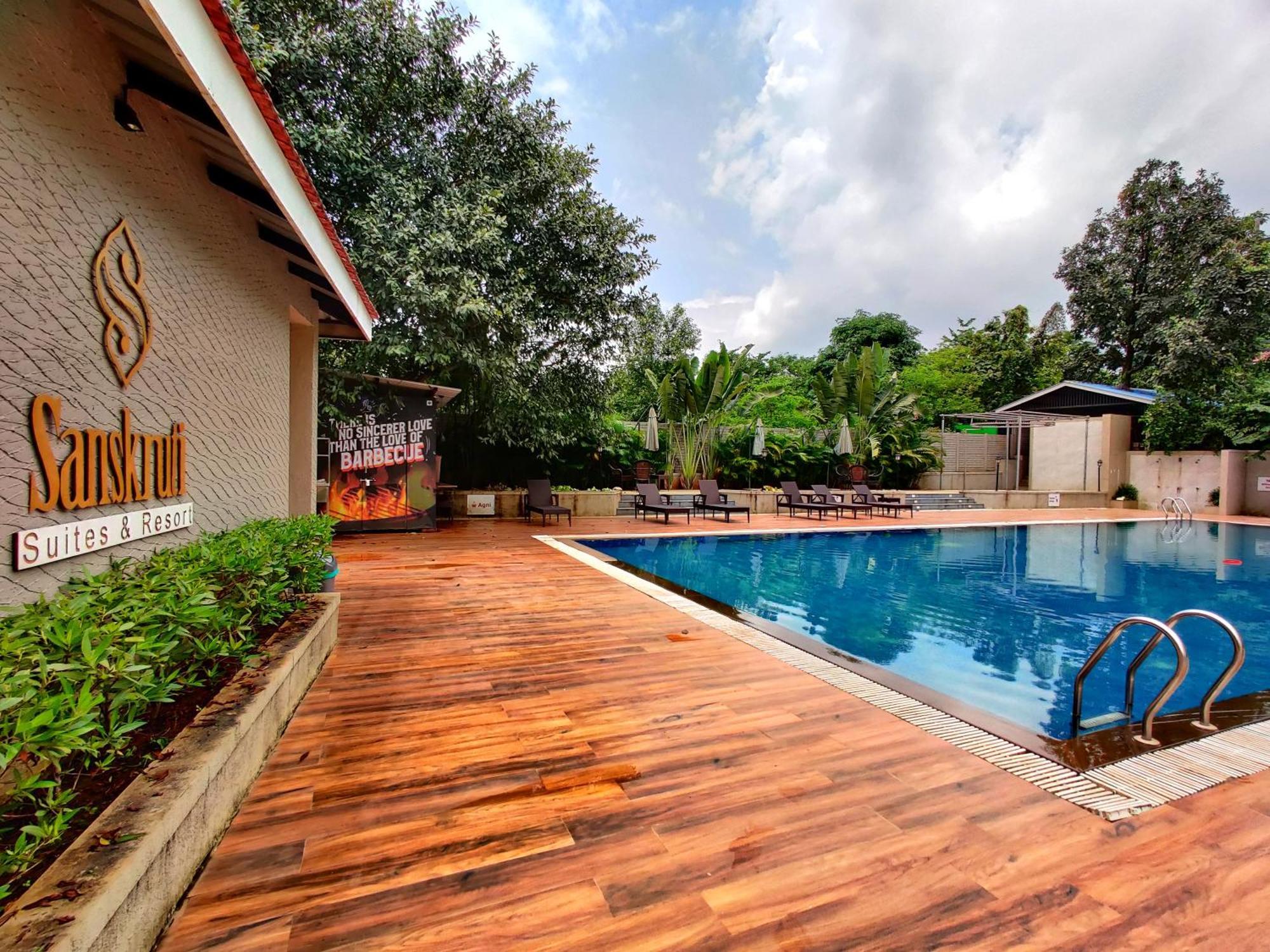 Pushpam Sanskruti Resort Karjat - A Pure Veg Resort Dhamni 외부 사진
