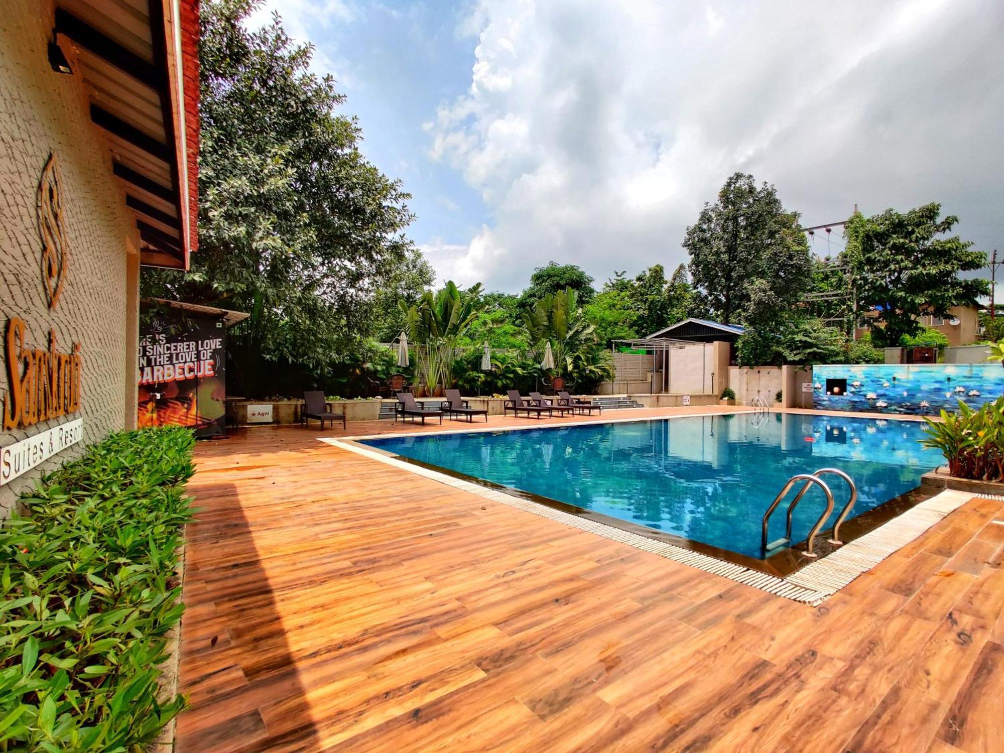 Pushpam Sanskruti Resort Karjat - A Pure Veg Resort Dhamni 외부 사진