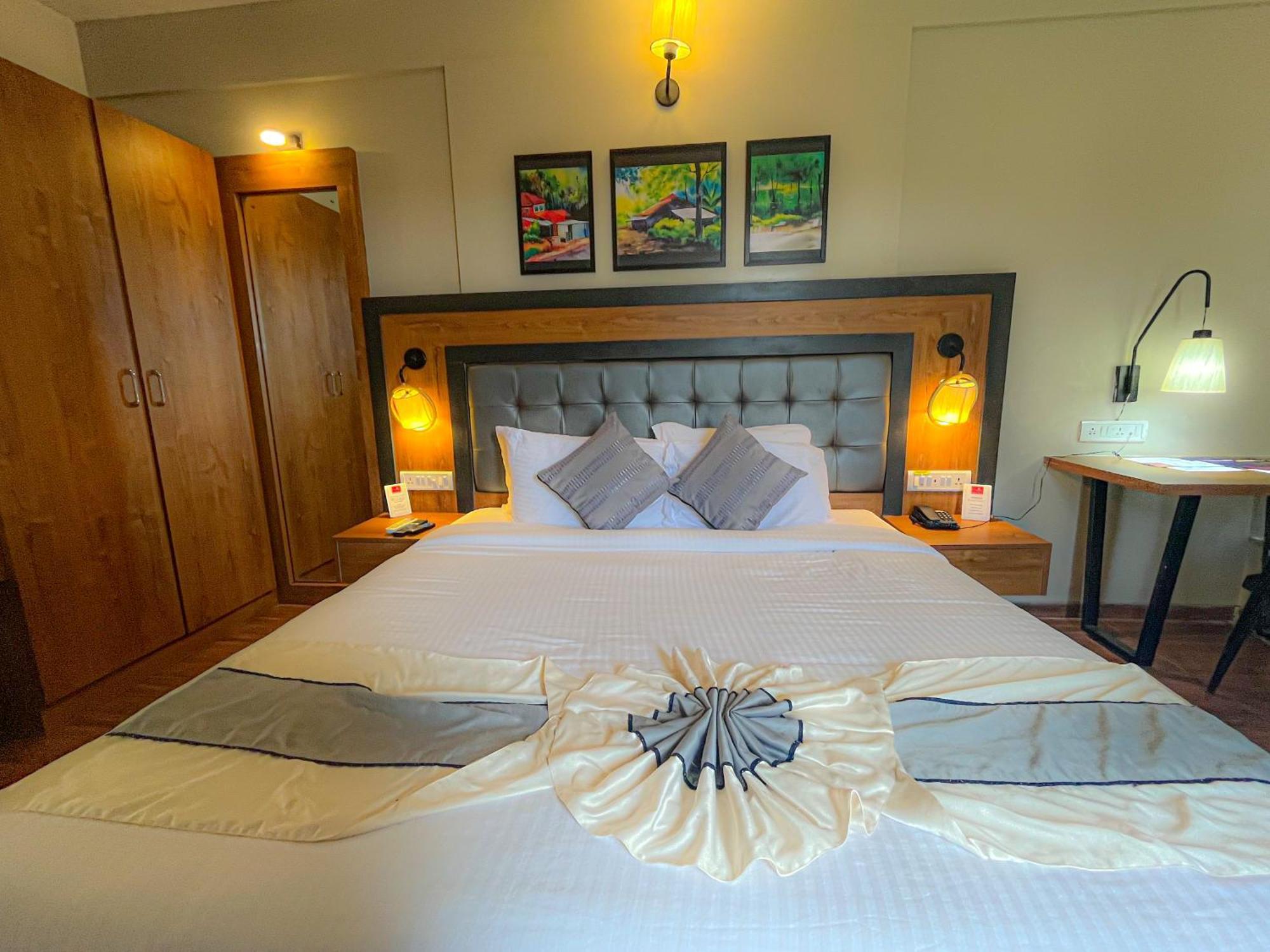Pushpam Sanskruti Resort Karjat - A Pure Veg Resort Dhamni 외부 사진